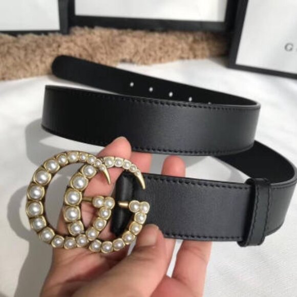 Gucci Black Leather Belt with Pearl GG Buckle - 95cm, New with Box main image 5